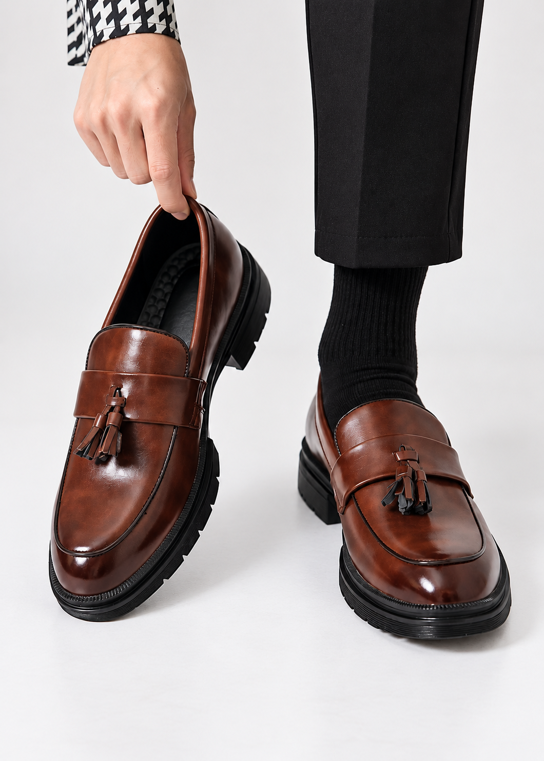 Milan Brogue Loafer