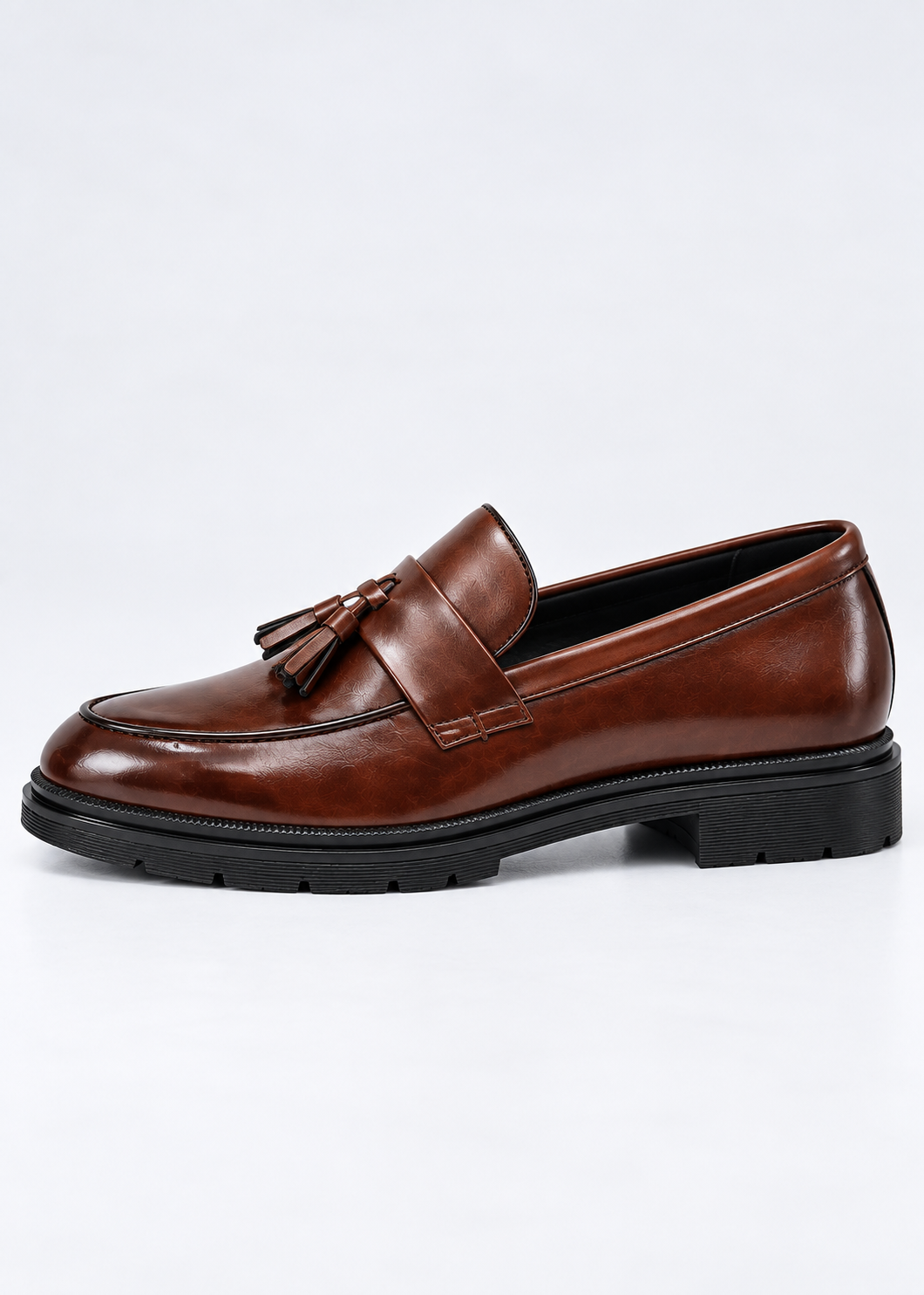 Milan Brogue Loafer