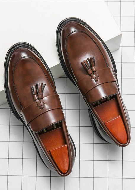 Milan Brogue Loafer